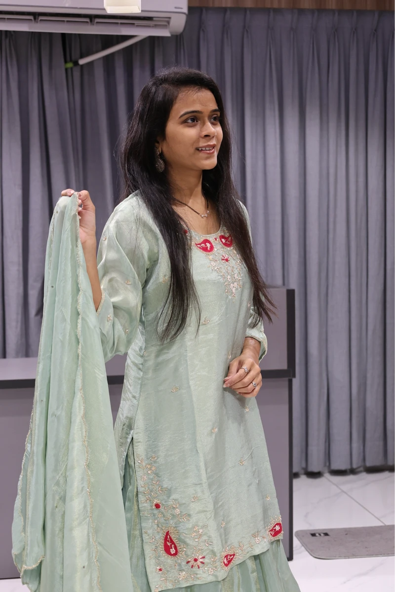 Tisue Aplick Short Kurti Plazzo Pair