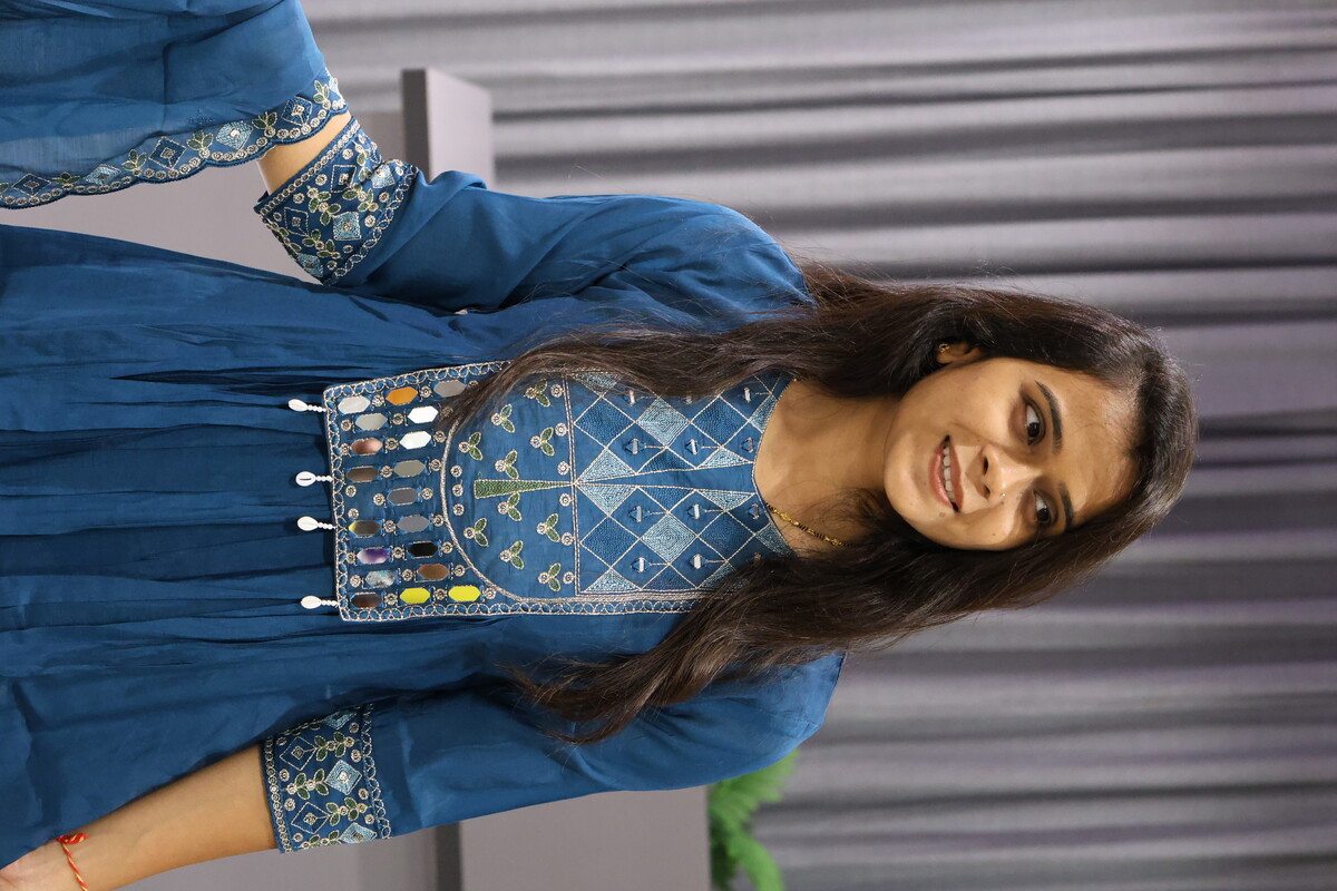 Latkan Mirror Patch Hevay Pair (Morpitch)