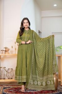 Mal Cotton Bandhani Ghera Pair (Mahendi)