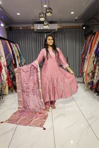 Kali Neck Work Round Pant Pair ( Light Pink )