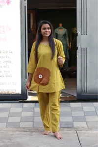 Flower Work Cord Set (Musterd)