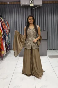 Pure Chinon short Plazo Pair