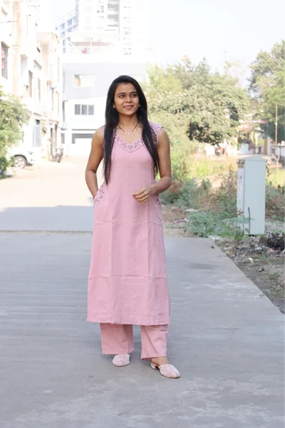 Sleeve Less Pocket Work Plazzo Pair (Light Pink)