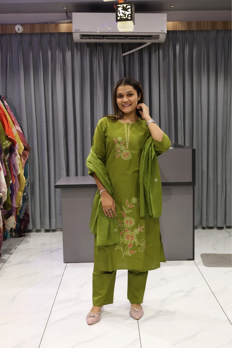 Daman Work Duptta Pair