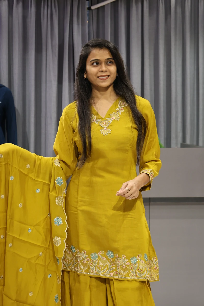 Roman Short Kurti Plazzo Pair ( Mustred )