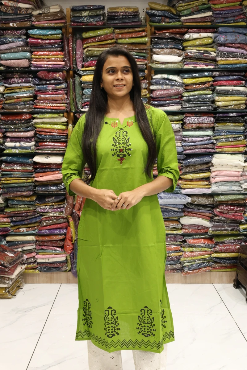 Trishul Block Printe Kurti