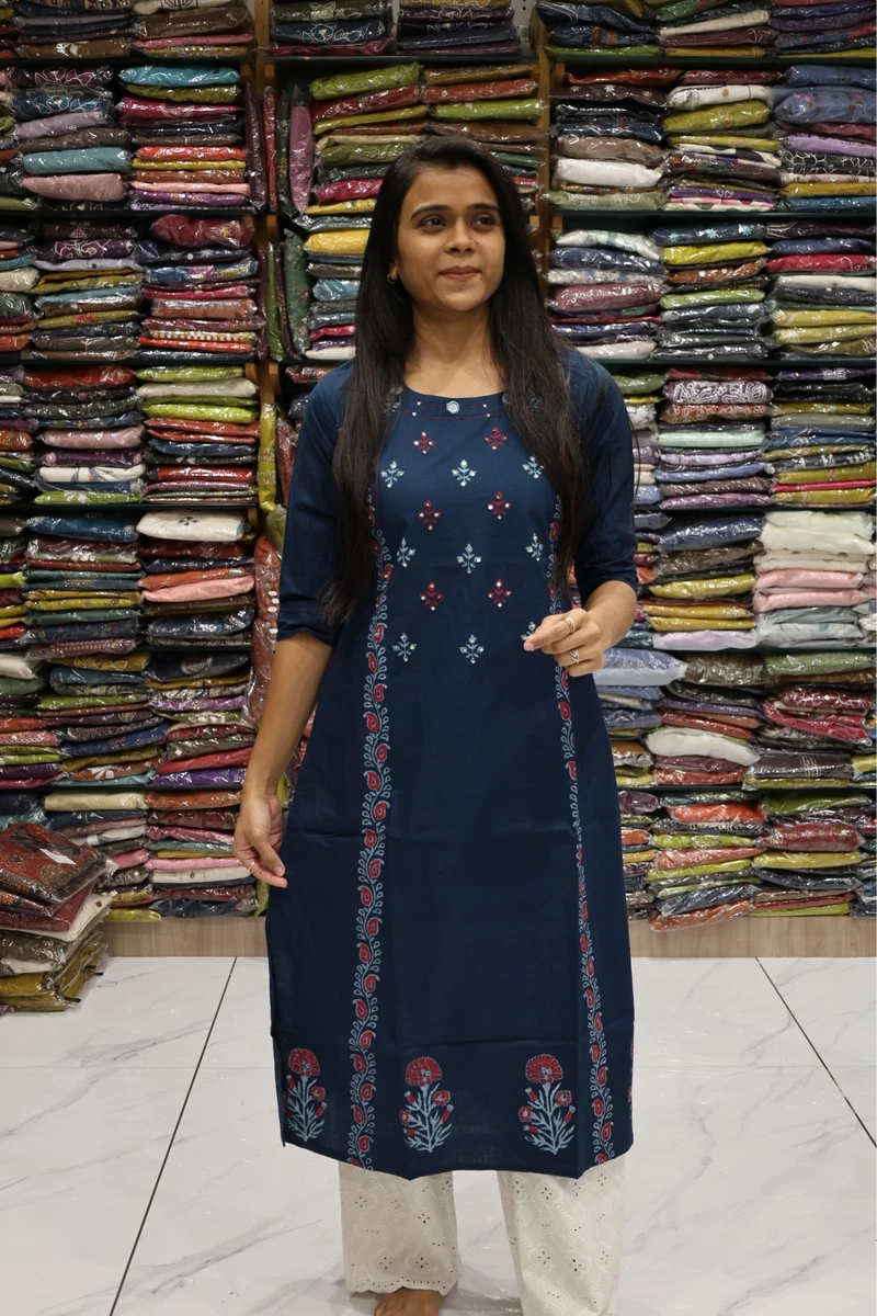 Small Butti Block Print Kurti