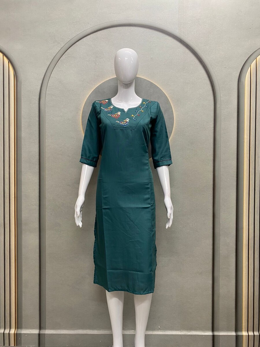 Chakli Neck Work Kurti