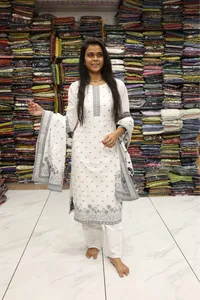 Daman GalGota White Duptta Pair