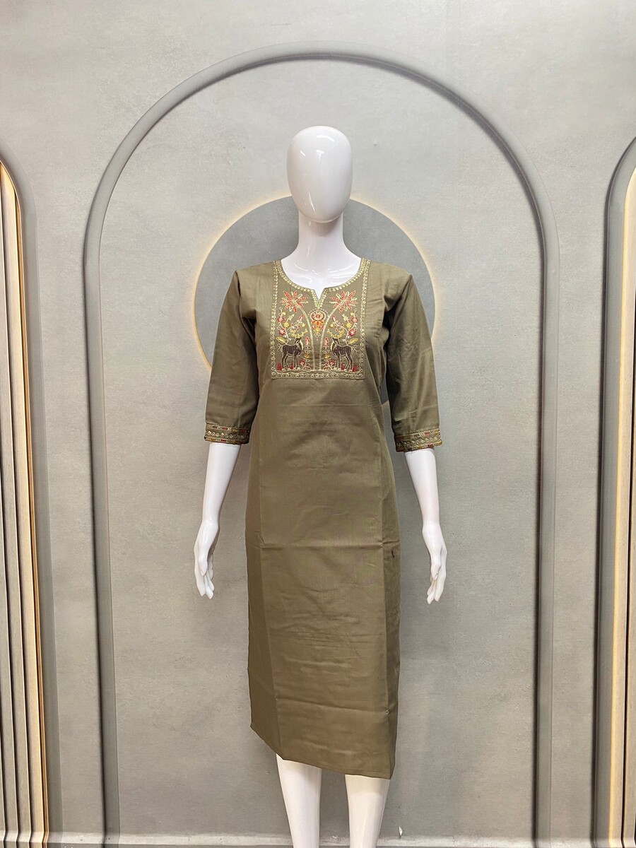 Hiran With Naryeli Work Kurti