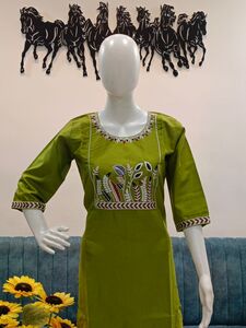 leaf Neck Work Kurti