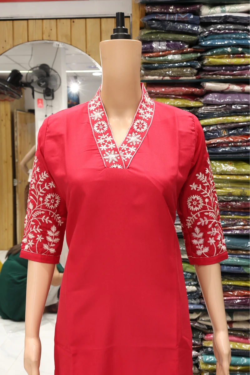 V Neck Sliv Work Kurti