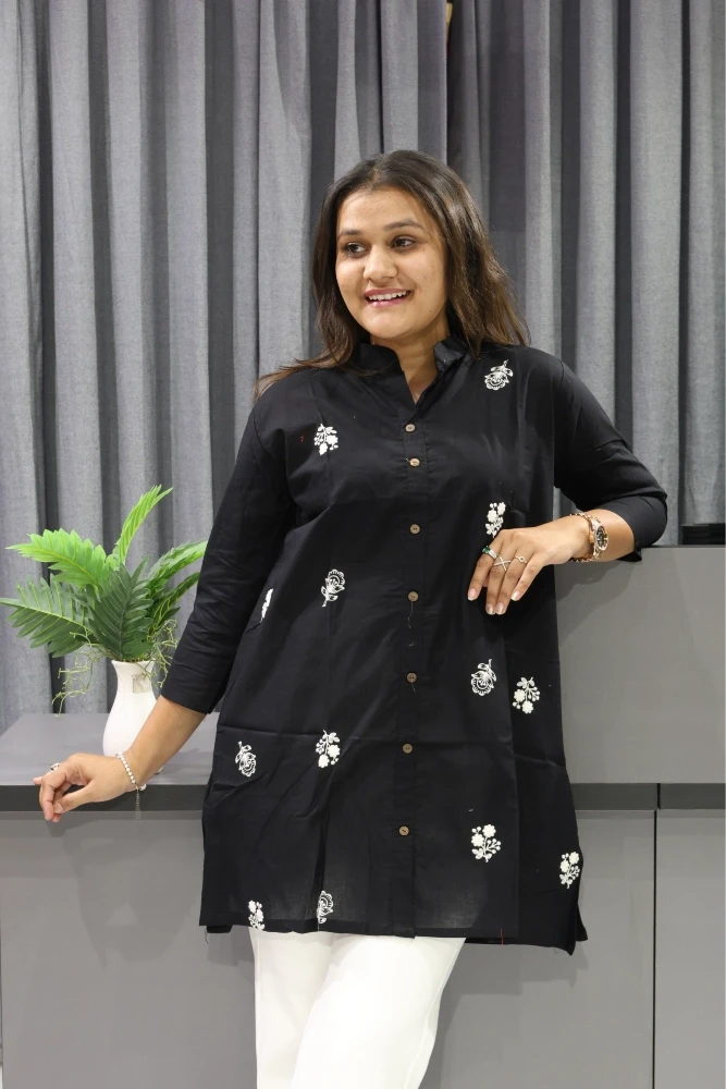 Over Size Dhaga Work Tunic