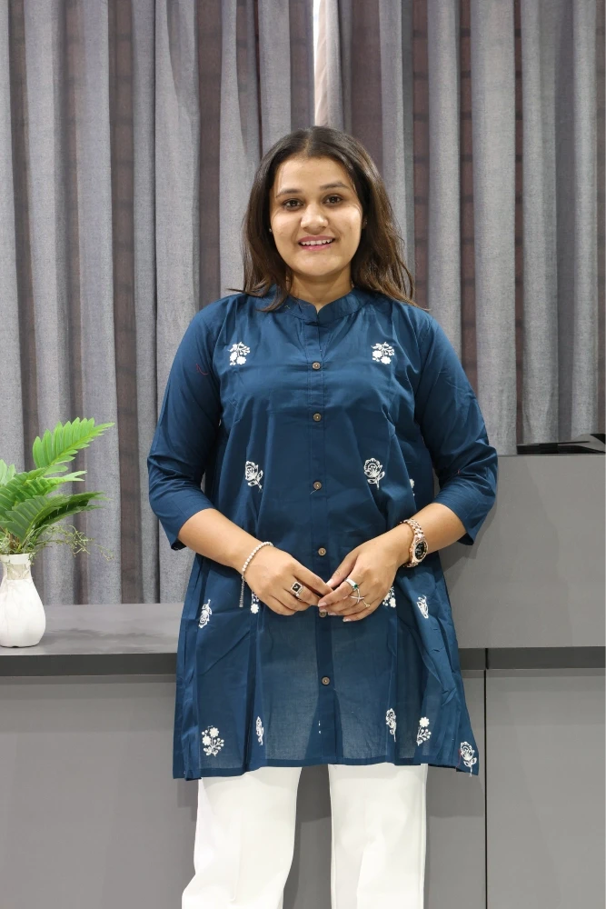 Over Size Dhaga Work Tunic