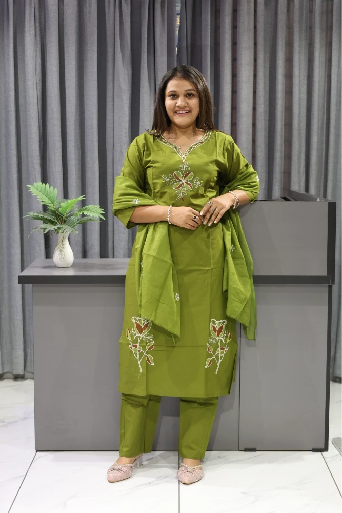 Daman Rose Work Duptta Pair