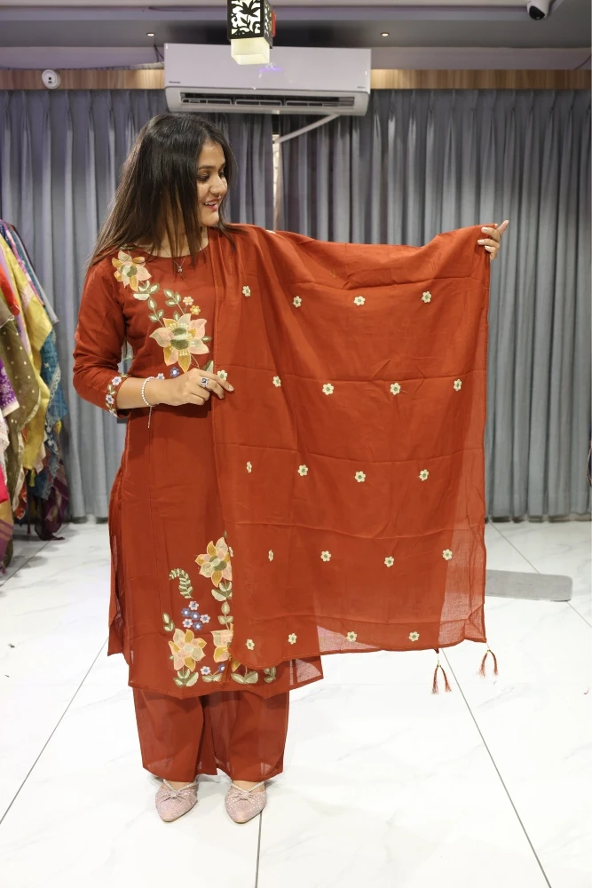 Flower Work Duptta Pair