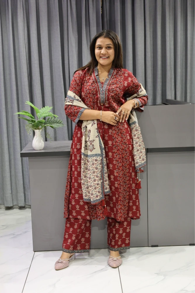 V Neck Cotton Round Pair