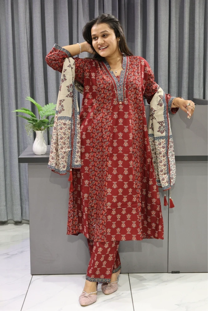 V Neck Cotton Round Pair