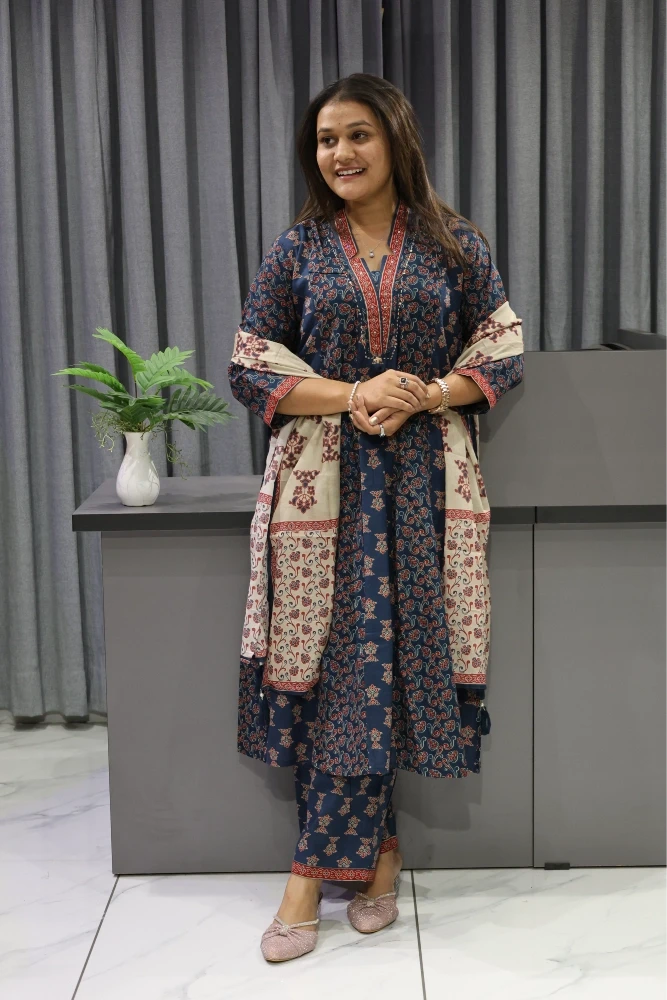 V Neck Cotton Round Pair