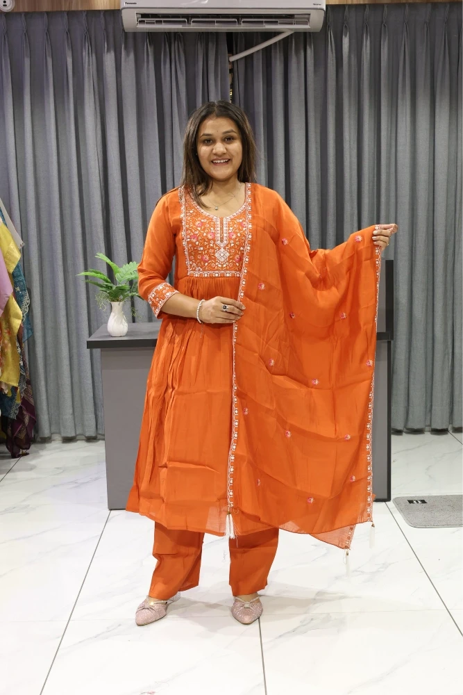 Neck Work Duptta pair