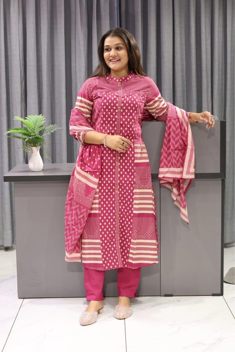 A Line Round Cottan Duptta Pair