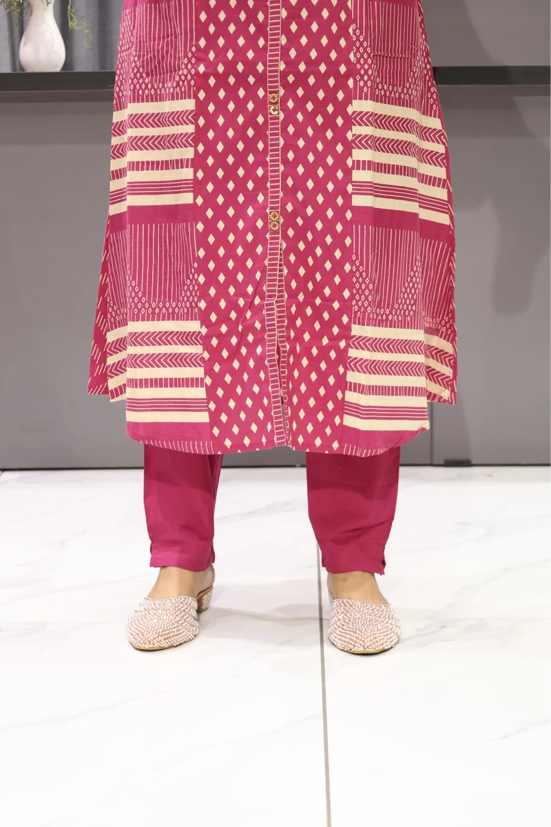 A Line Round Cottan Duptta Pair