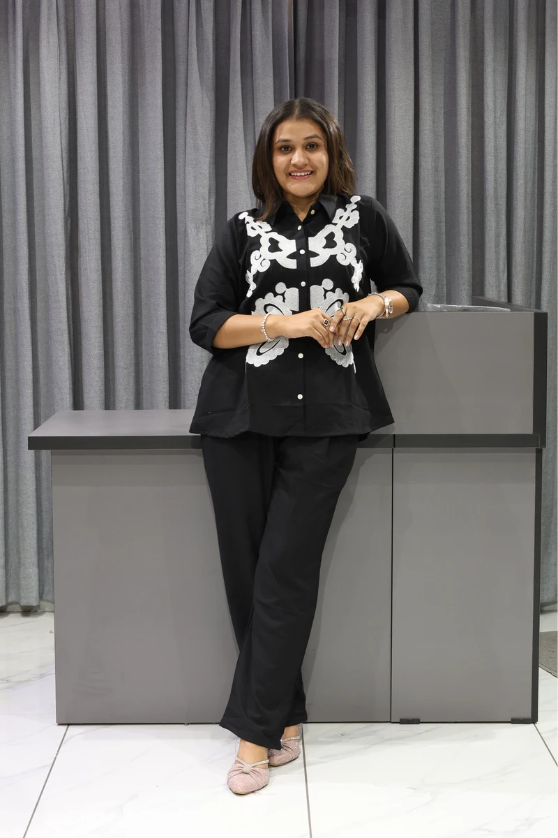 Butterfly Work Corian Cord Set