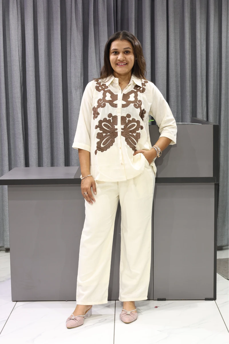 Butterfly Work Corian Cord Set