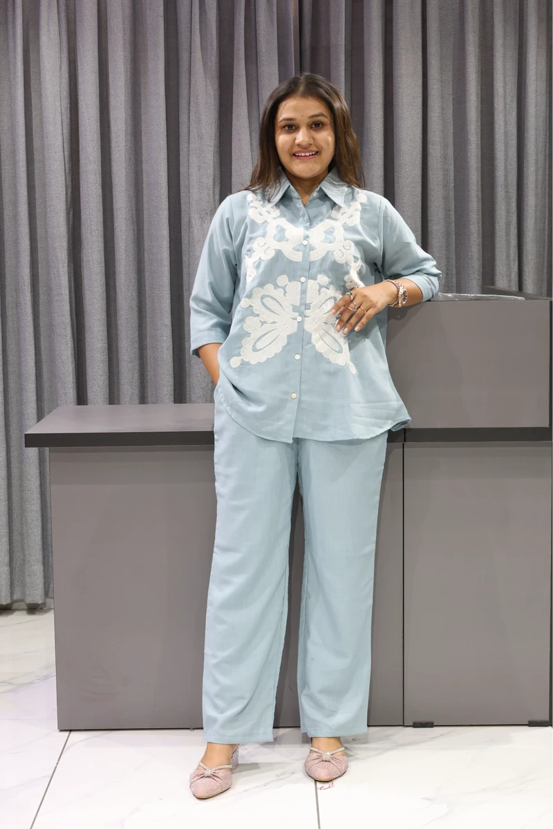 Butterfly Work Corian Cord Set