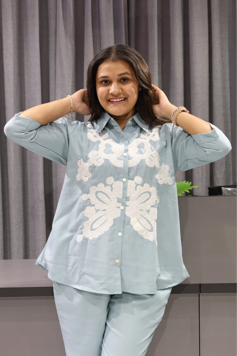 Butterfly Work Corian Cord Set