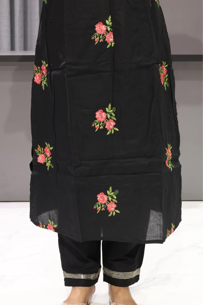 V Neck Duptta pair (Balck)