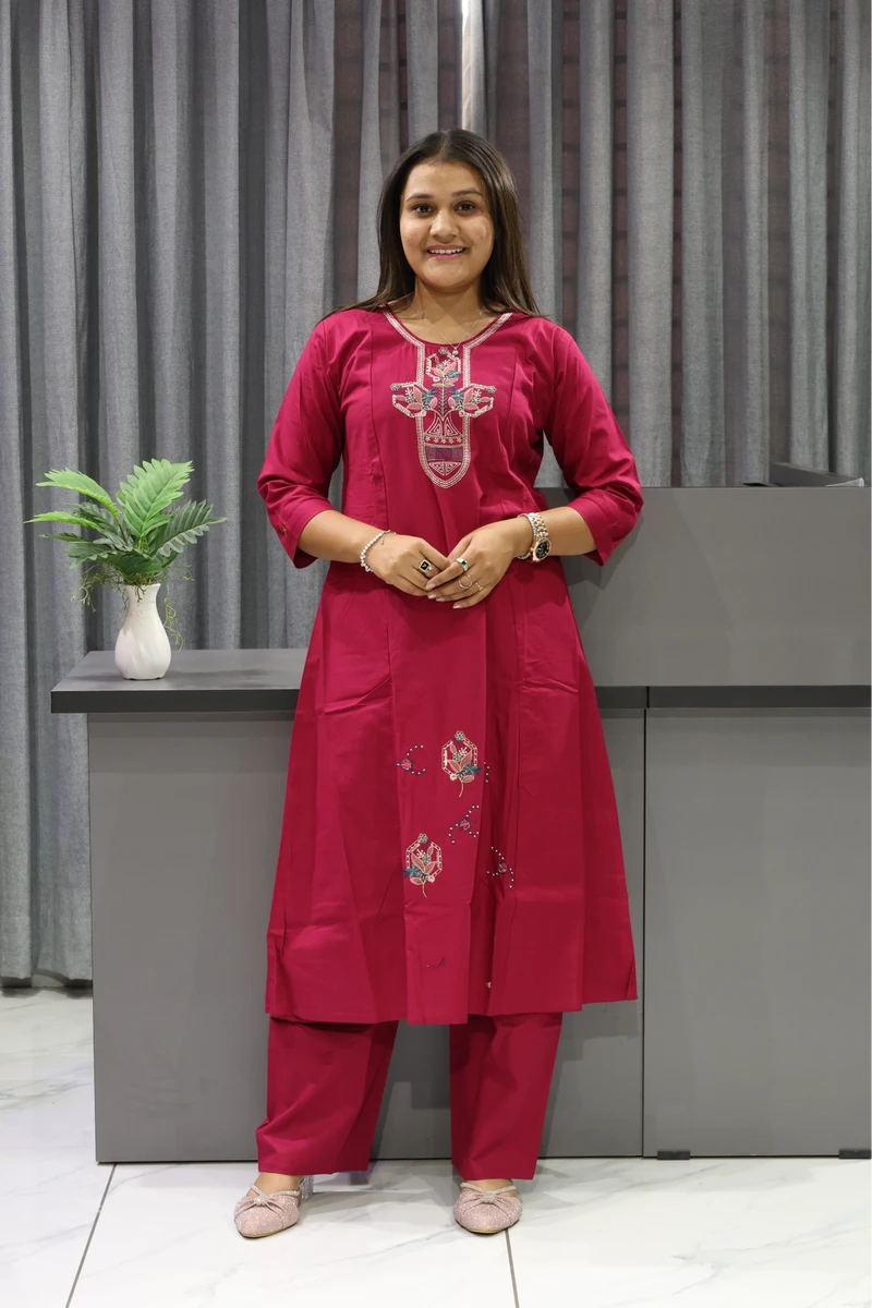 Daman With Neck Work Plaza Pair