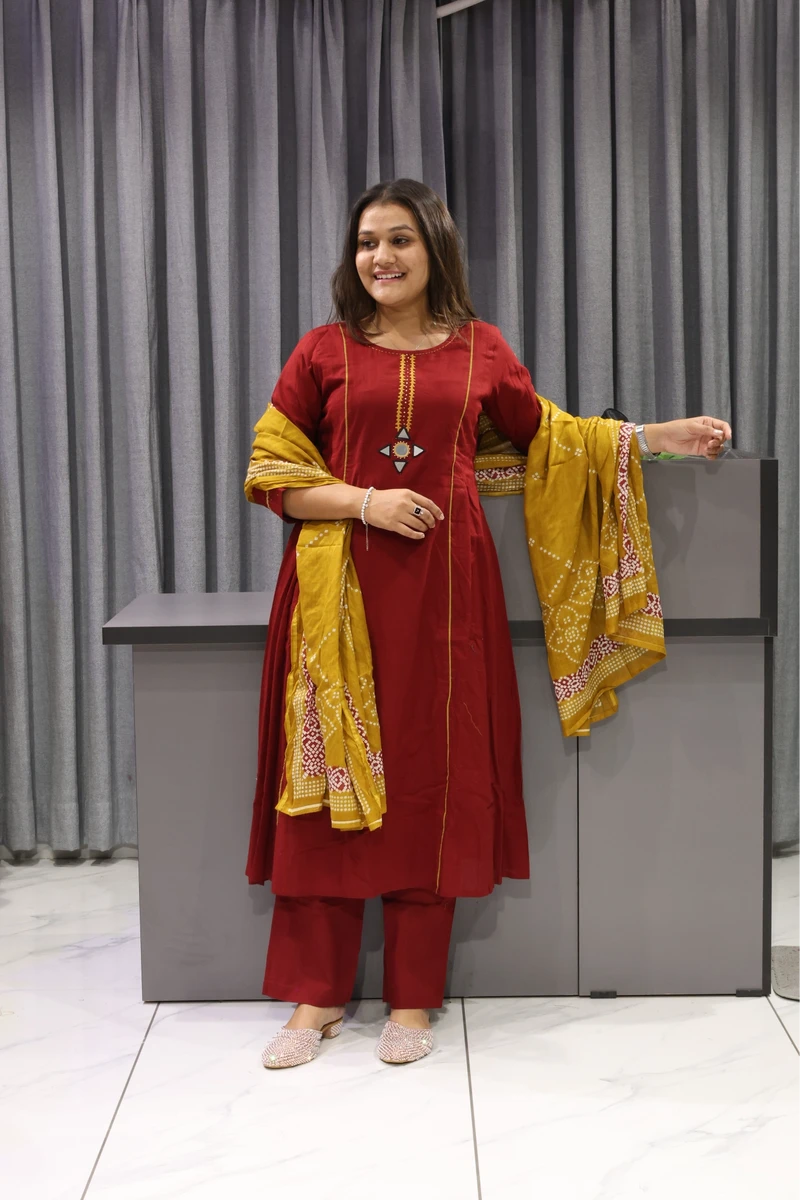 Bawariya Work With Bandhani Duptta pair