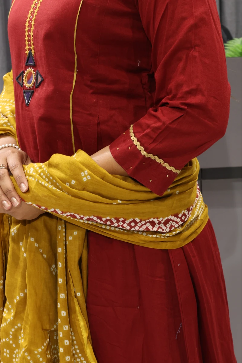 Bawariya Work With Bandhani Duptta pair