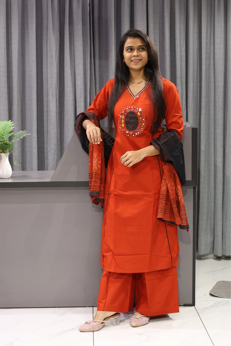 Applique With Mirror Duptta Pair