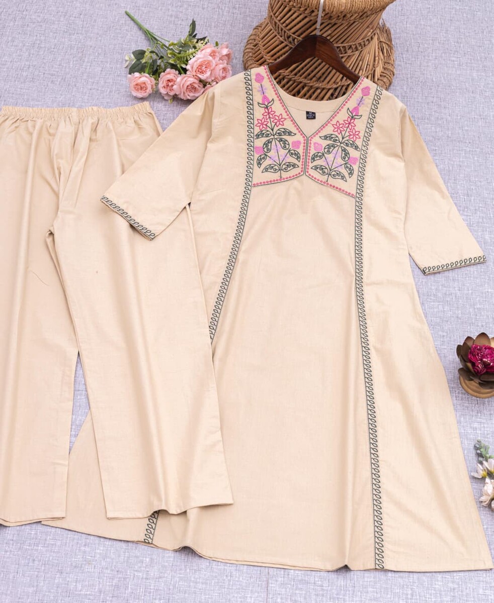 Neck Embroidery A Line Plaza Pair