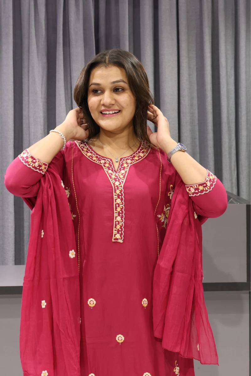 Flower Butta Work Duptta Pair