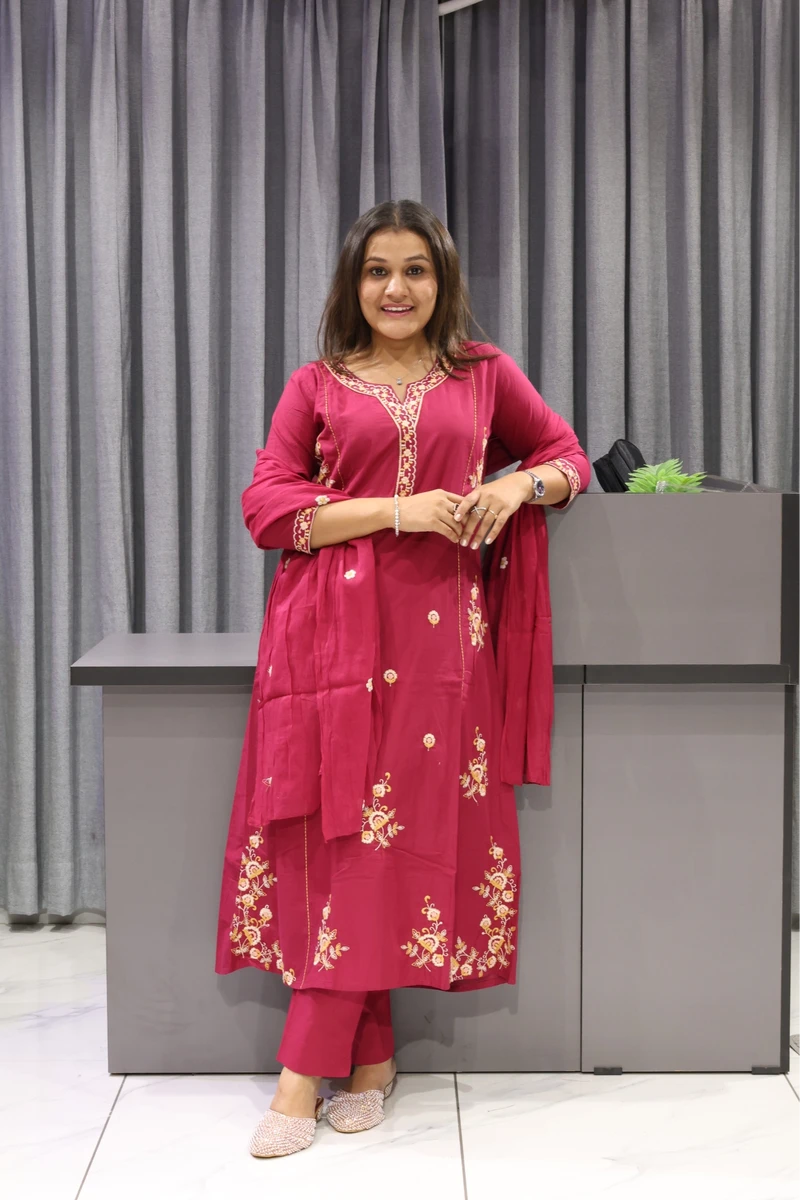 Flower Butta Work Duptta Pair