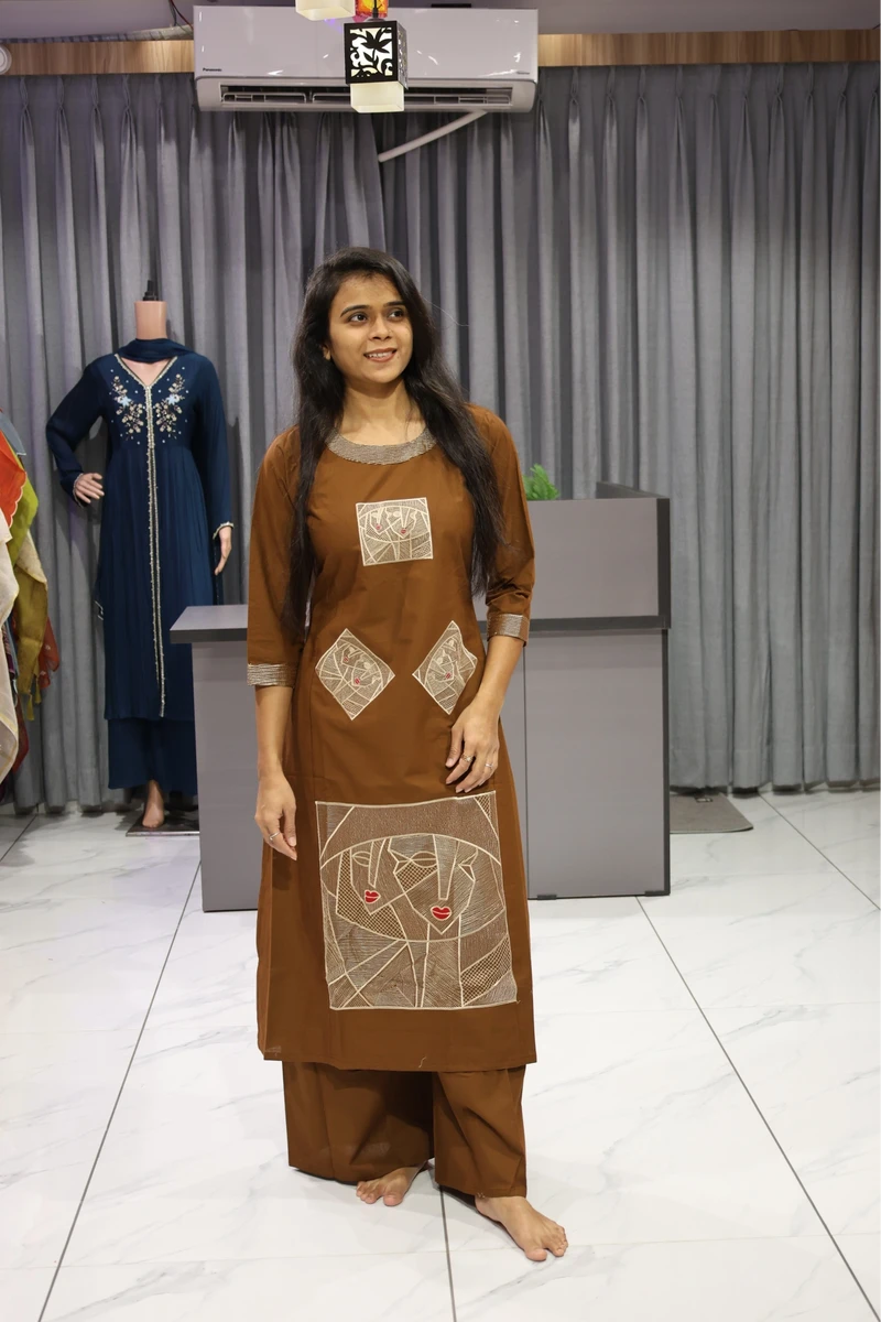 Face Embroidery Work Plaza Pair