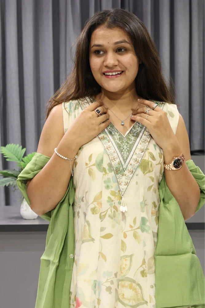 V Neck Digital Round Duptta Pair