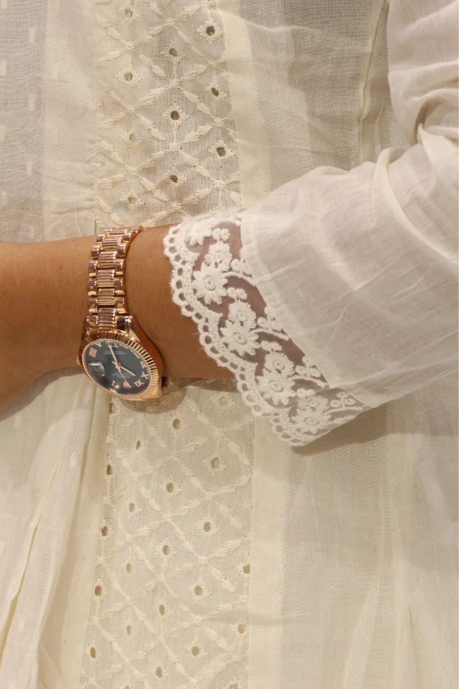 Chikan Work Round Pair