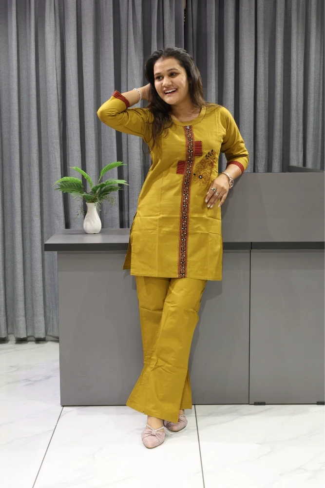 Kutchi Work Cord Set