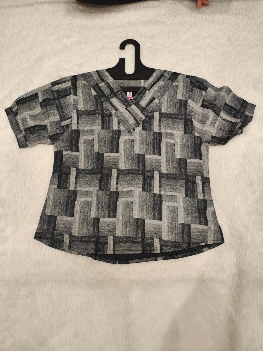 V Neck Over Size Top