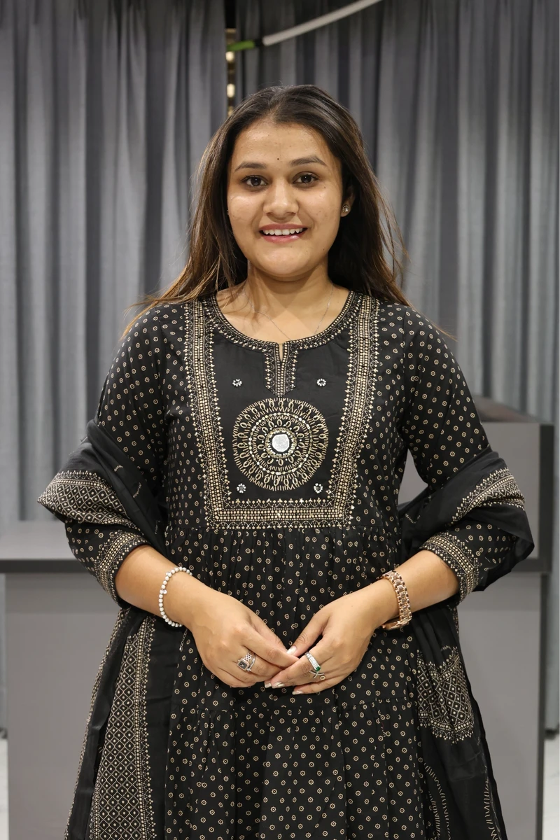 Neck Work Mall Cottan Ghera Pair