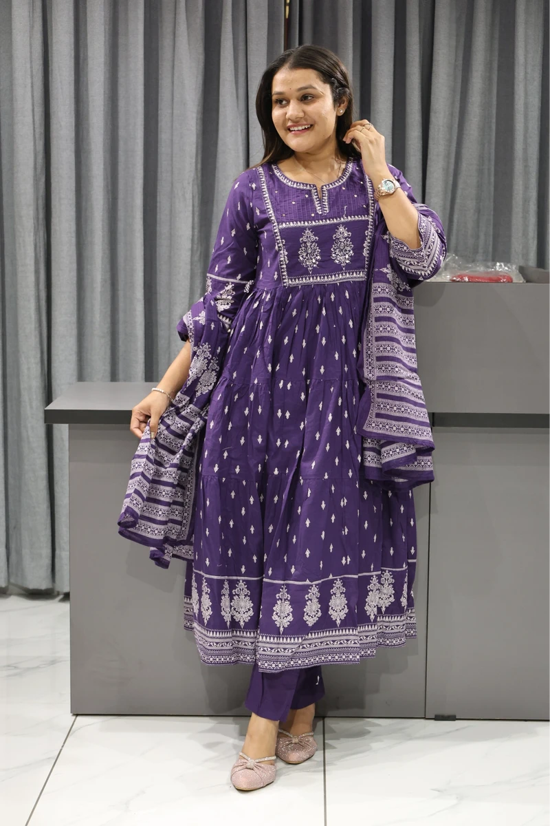 Neck Work Mall Cottan Ghera Pair