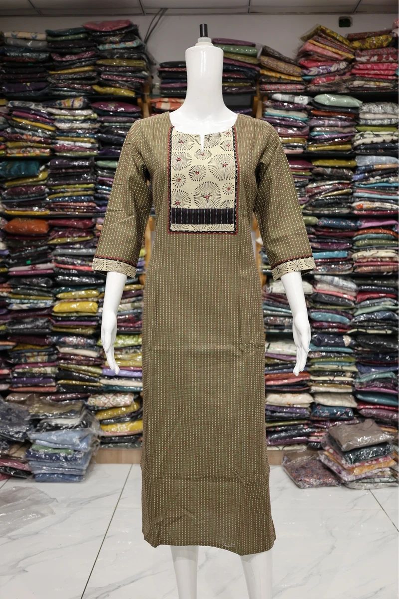 Small Mirror Work Straight Kurti