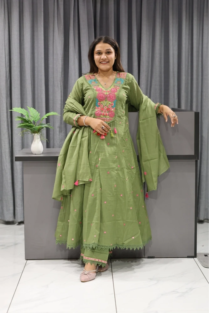 Flower Embroidery Work With Hand Work Duptta Pair