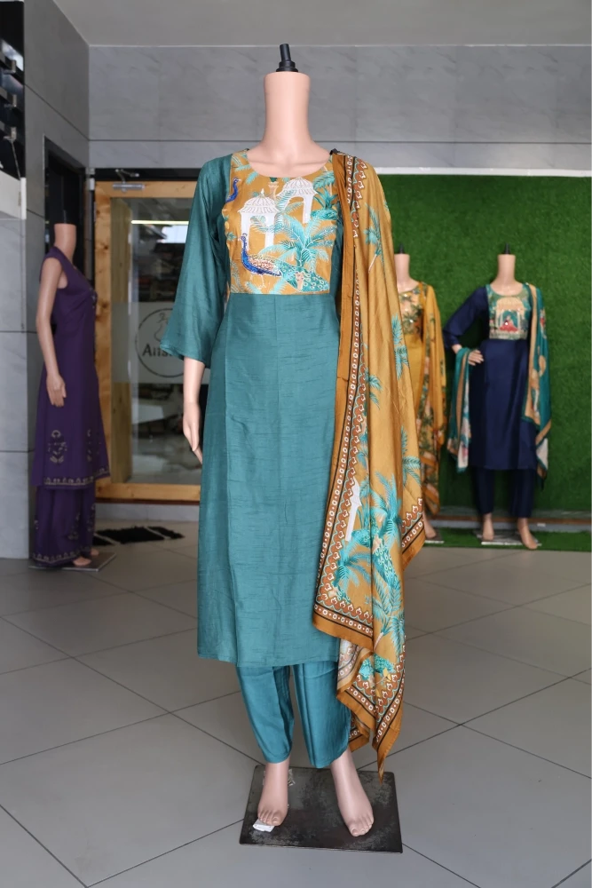 Printed Neck Hand Work Duptta Pair