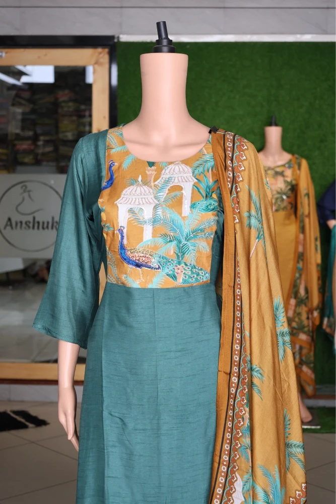 Printed Neck Hand Work Duptta Pair