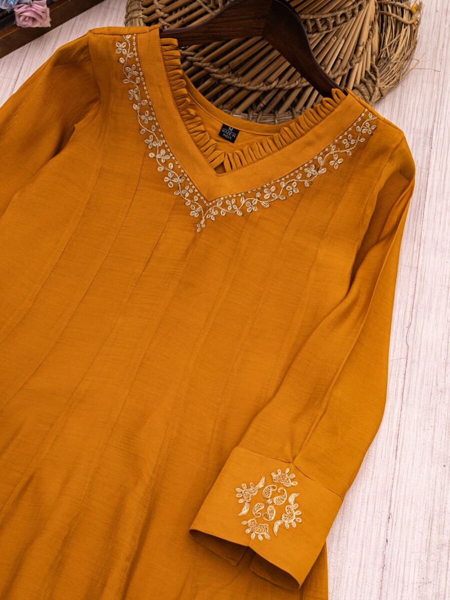 Neck Work Kali Round Pair